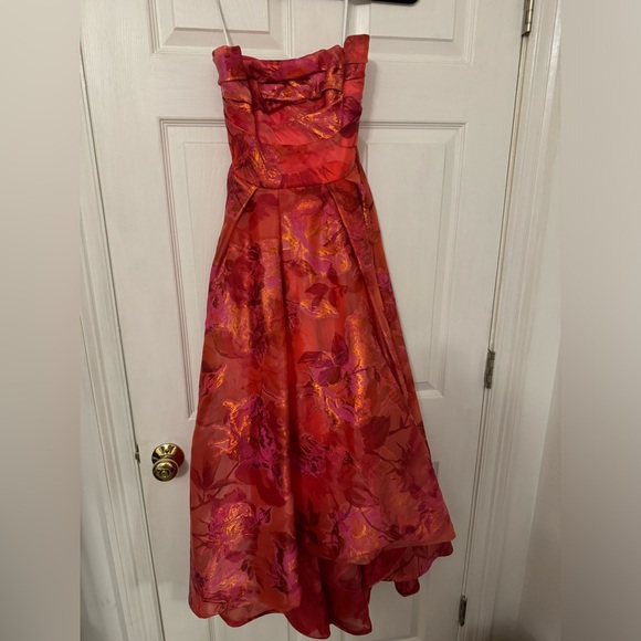 MARCHESA NOTTE Strapless Floral Fil Coupe High-Low Gown 🧡🩷 - Picture 4 of 4